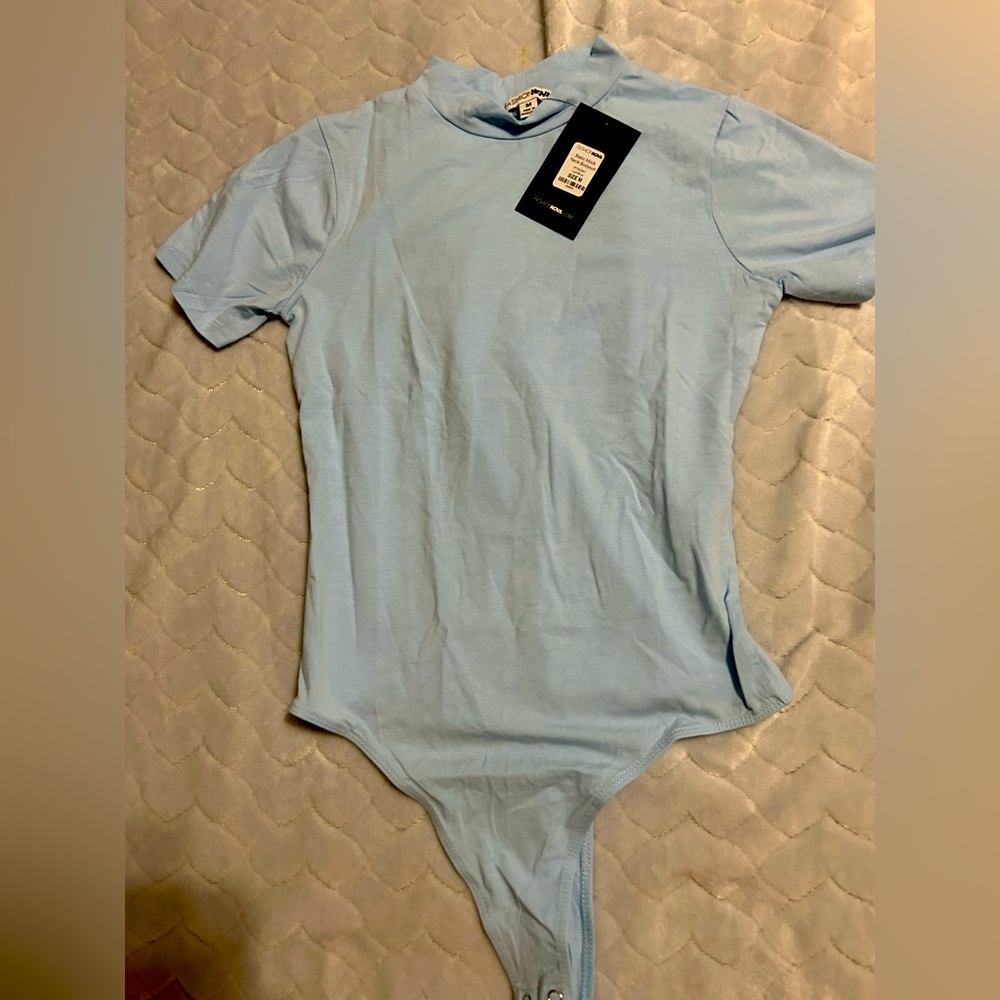 Fashion Nova basic mock neck bodysuits